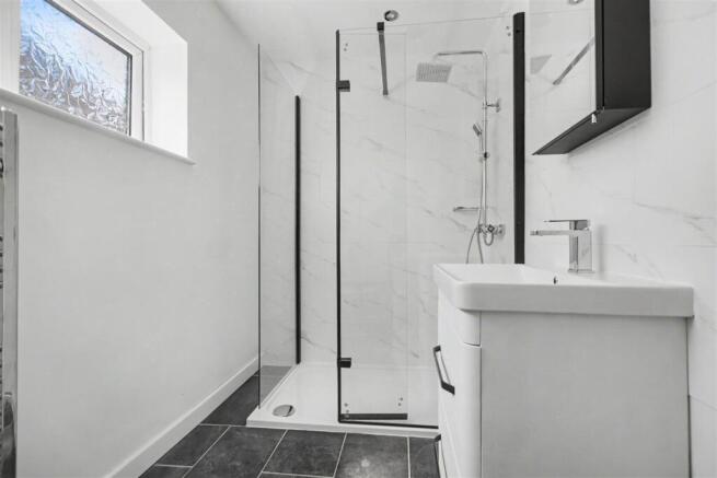 Shower Room_2.jpeg