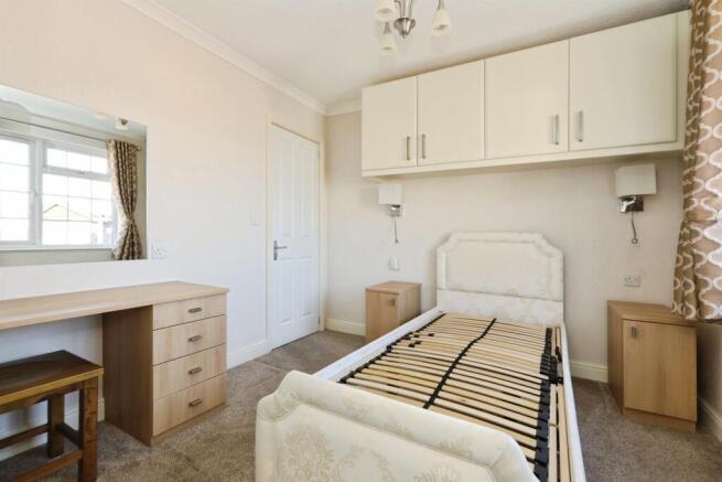 2 bed Park Home for sale Image 5