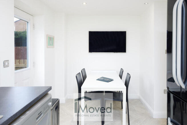 4 bed Terraced for sale Image 7