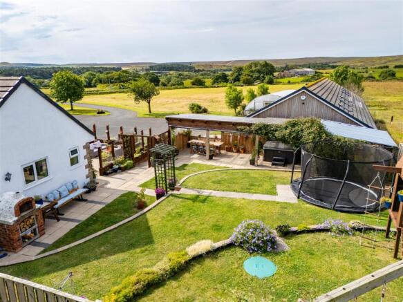 7 bed Country House for sale Image 5