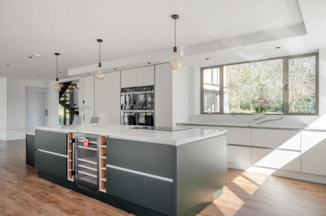 1424642-26-69baa2...