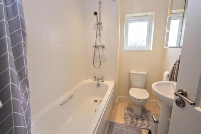 BATHROOM/W.C.