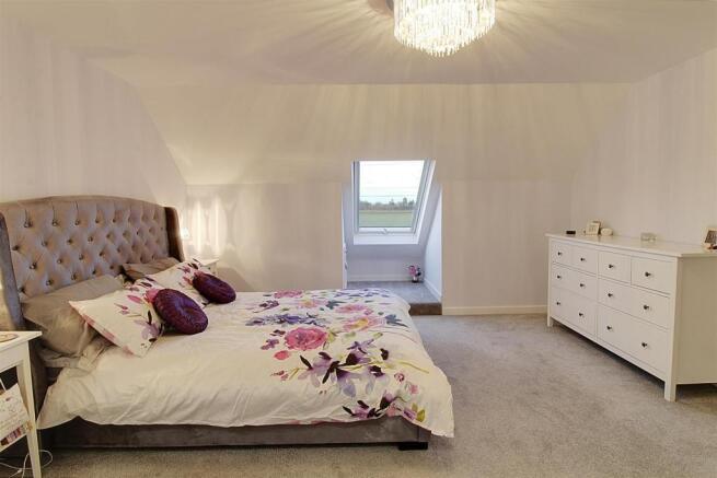 FF master bed b