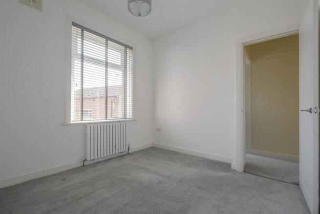 2 bed Terraced for sale Image 11