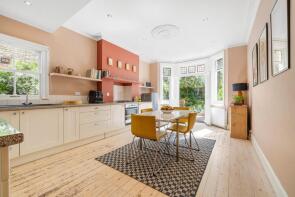44, Fawnbrake Avenue, London SE24 0BY