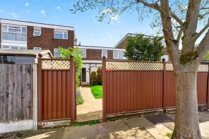 36, Swan Lane, Whetstone, London N20 0PL
