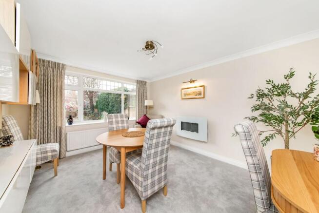 4 bed Detached for sale Image 11