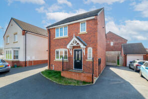 3, Pinewood Avenue, Warwick CV34 8AB