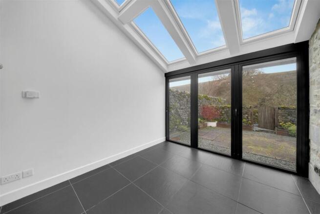 3 bed Cottage for sale Image 9