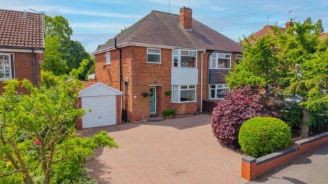 Gregory Road, Wollaston, Stourbridge, DY8 3NF