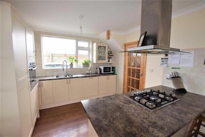 KITCHEN-DINER