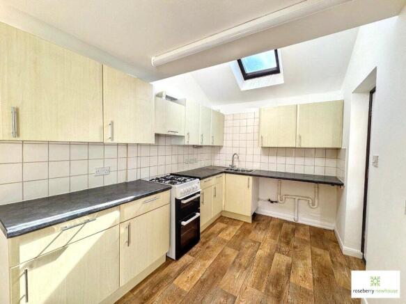 2 bed Terraced for sale Image 5