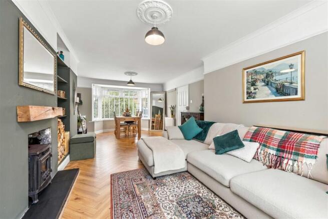 29 Forest End, Waterlooville-Small-PorticoMarketin