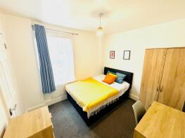 78, Newcombe Road, Southampton SO15 2FS