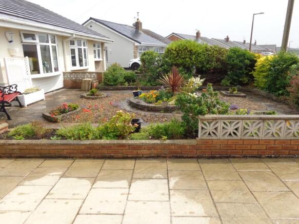 Garden Front