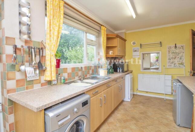 Kitchen extra view