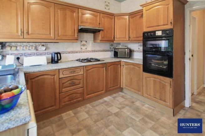 6 bed Semi-Detached for sale Image 6
