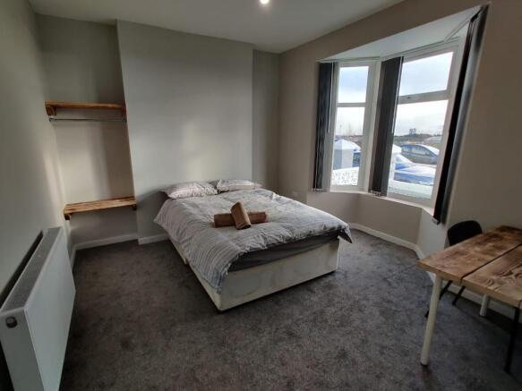 Photo 11