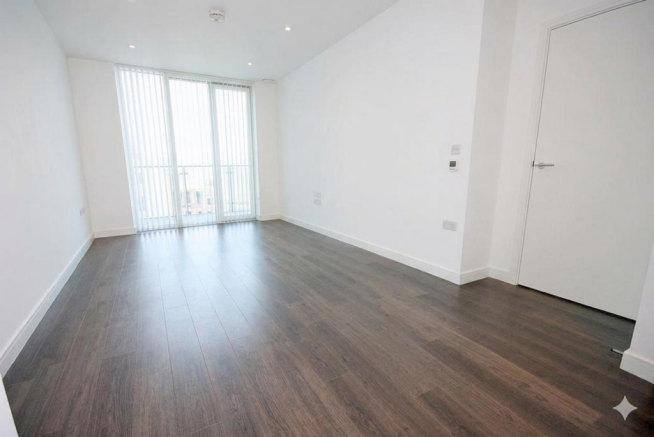 2 bedroom 2 bathroom flat in Croydon for rent