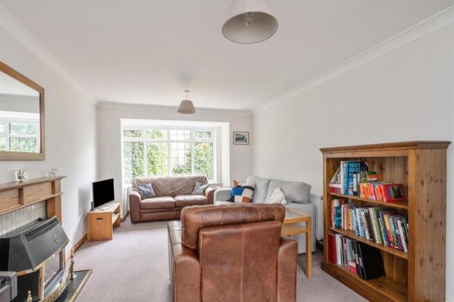 20 Abbotts Close_8.jpg