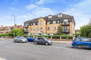 1, 57 Bowles Court, Kenton Road, Harrow HA3 0AP