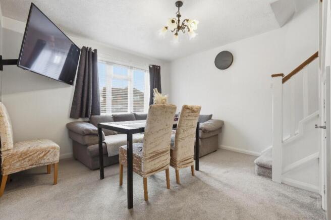 Archates Avenue, Grays, Essex, RM16 photo 4