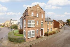 95, Felstead Crescent, Stansted CM24 8UX