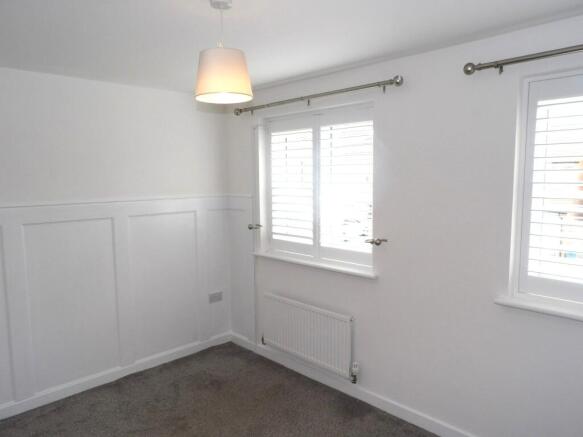3 bed Semi-Detached to rent Image 8