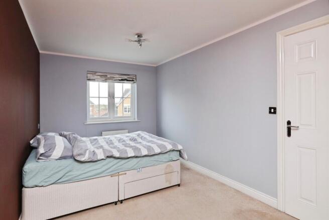 4 bed Terraced for sale Image 6