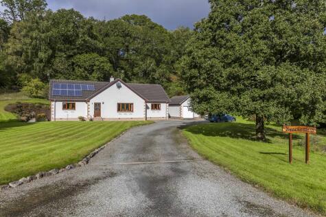 Brackenfield, Fort Augustus, PH32 4BN
