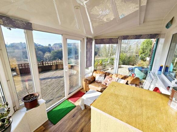 3 bed Semi-Detached for sale Image 6
