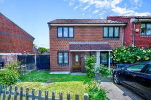 221, Bennetts Close, Mitcham CR4 1NT