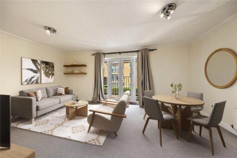 White Lodge Close, Isleworth, TW7