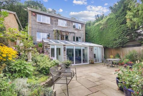 Stonepark Drive, Forest Row, East Sussex, RH18