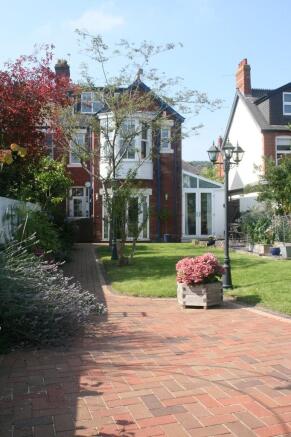 Photo 25