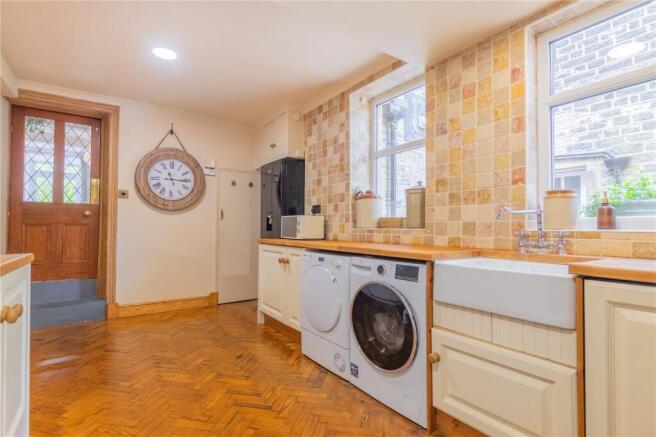 3 bed House for sale Image 10