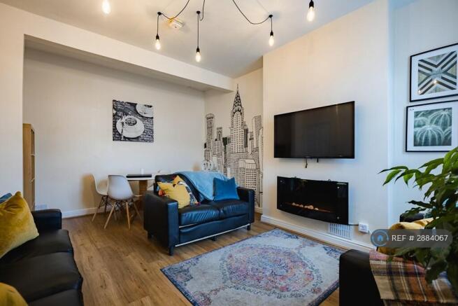 1 bed House Share to rent Image 4