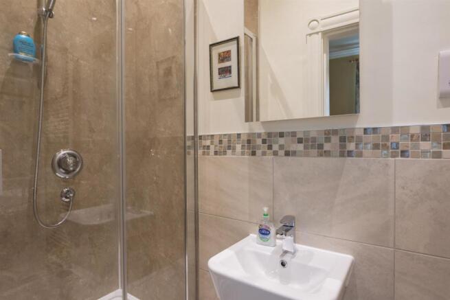 Bedroom One En Suite