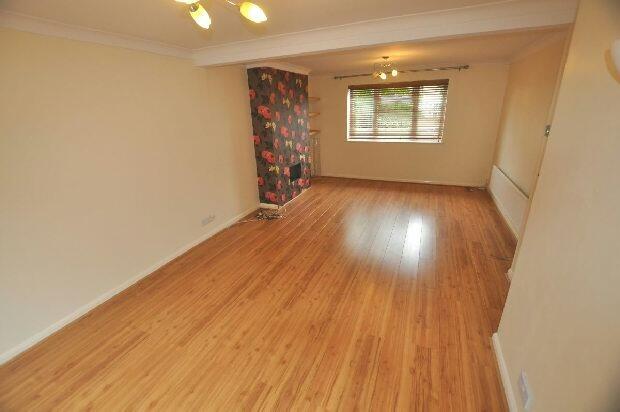 2nd view of dining a