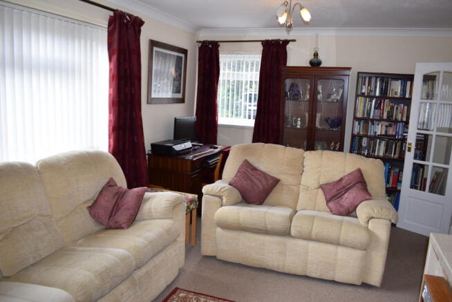 SITTING ROOM