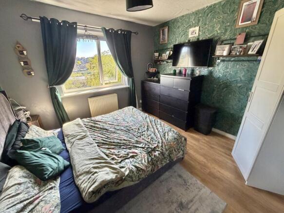 2 bed Semi-Detached for sale Image 5