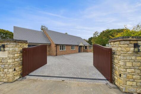 Townend Close, Croughton, NN13