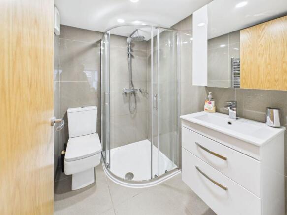 1 bed Apartment for sale Image 8