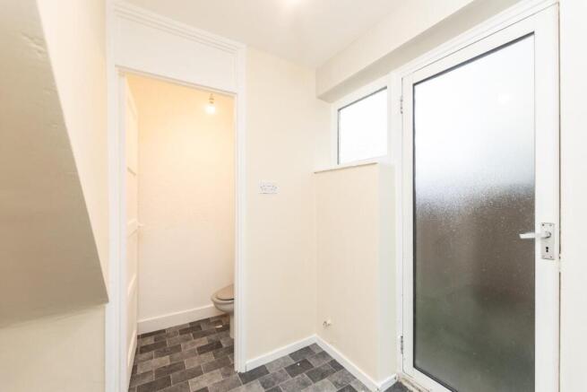 3 bed Semi-Detached for sale Image 9