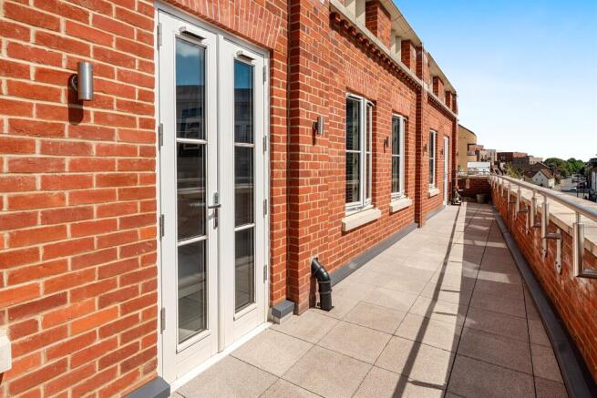 The Colonnade, Maidenhead photo 4