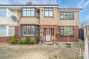 8, Kirkway, Wirral CH49 6NH