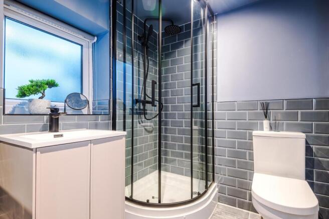 1 bed Flat to rent Image 11