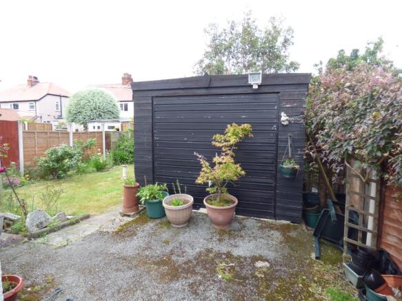 Detached Garage