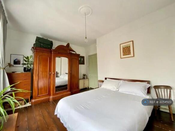 Bedroom With King Size Bed