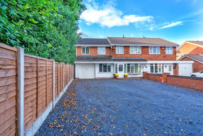 Wheatlands Close, Cannock, WS12 3XL-30.jpg